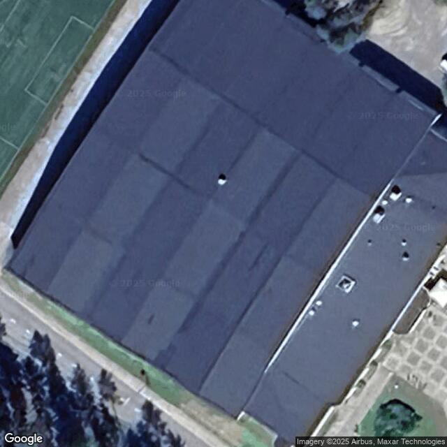 Tennis- ja padelhallin squash-kenttä