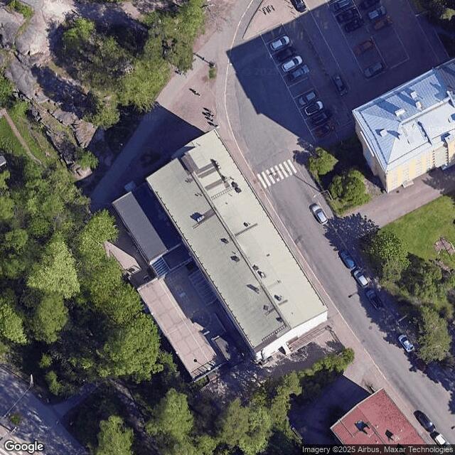The English School / Liikuntasali