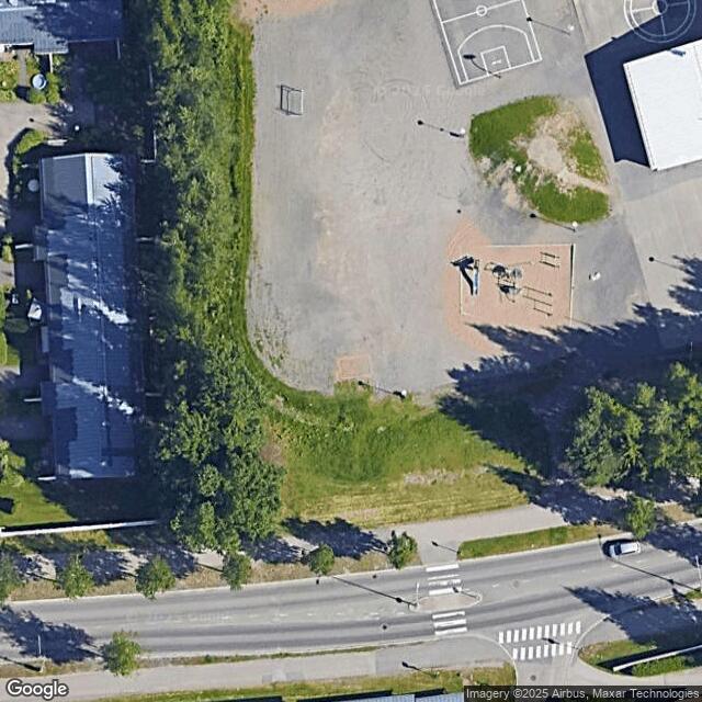 Leinolan toimintakeskuksen (länsi) kenttä