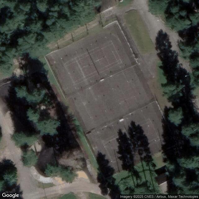 Saaren tenniskentät (3)