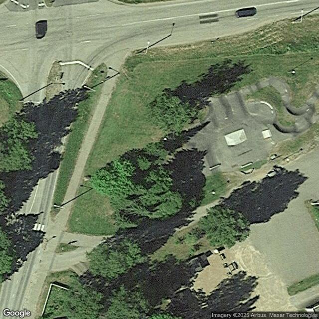 Joutsan pumptrack-radan skeittiparkki