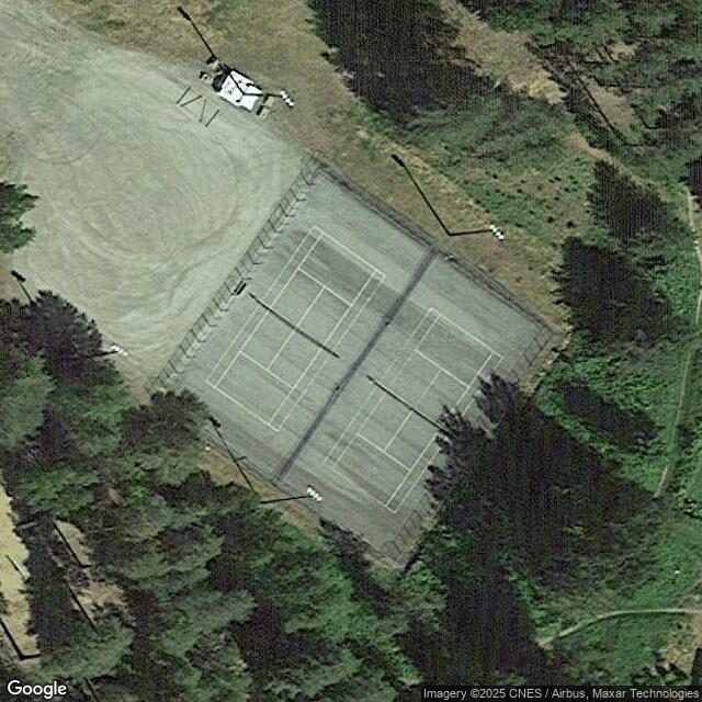 Ylämyllyn tenniskentät