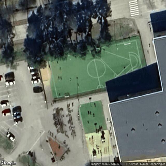 Torkinmäen koulun liikuntasali