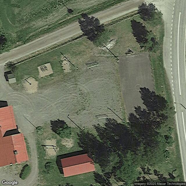 Torpinkylän koulun pallokenttä
