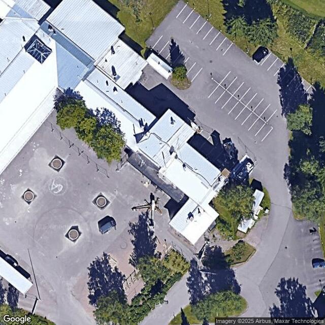 Tuusulan kirkonkylän koulun liikuntasali