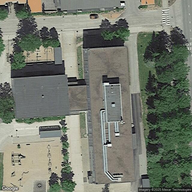 Uskelan koulun (Kavilankatu) liikuntasali