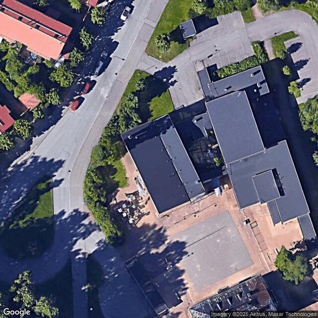 Vallinojan päiväkodin liikuntasali