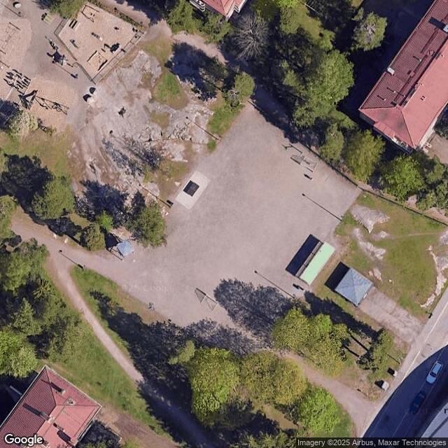Valpurinpuisto / Hiekkakenttä