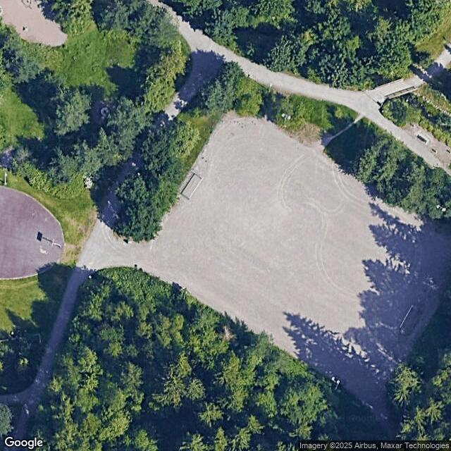 Vesalanpuisto / Hiekkakenttä