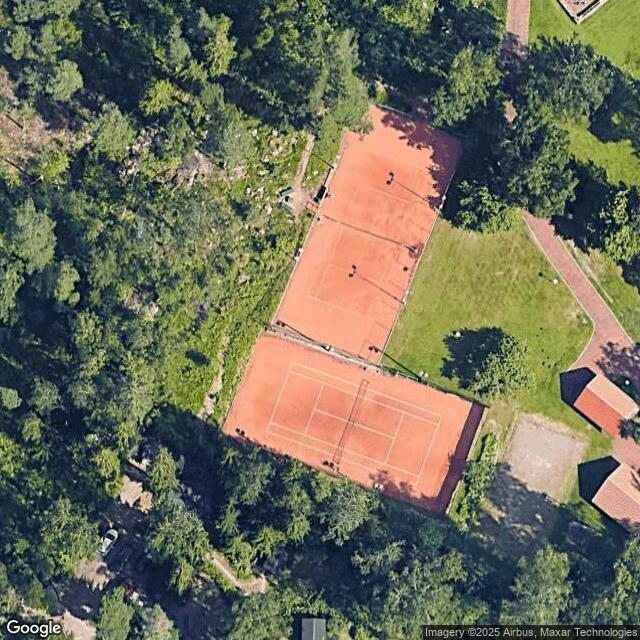 Suomen Pankin huvila / Tenniskentät