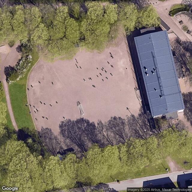 Violanpuisto / Hiekkakenttä