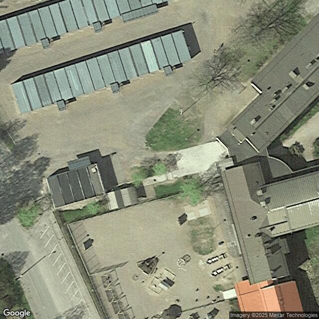 Vuokkoharjun koulun pallokenttä