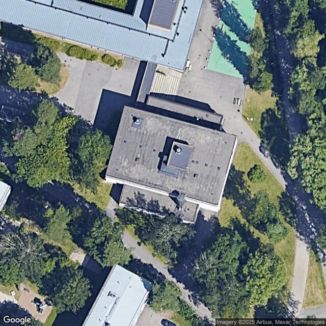Vuoniityn peruskoulu / Liikuntasali 1 Vuosaari