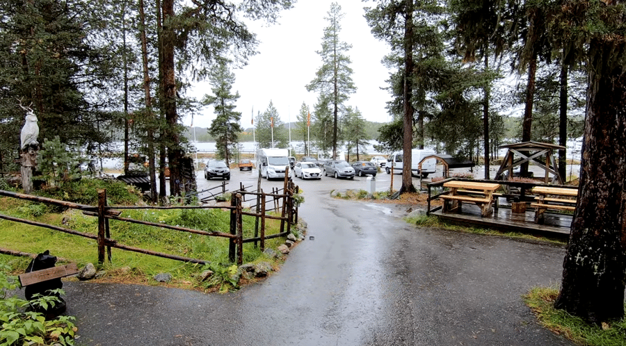 Karhunpesäkivi Parkkipaikka