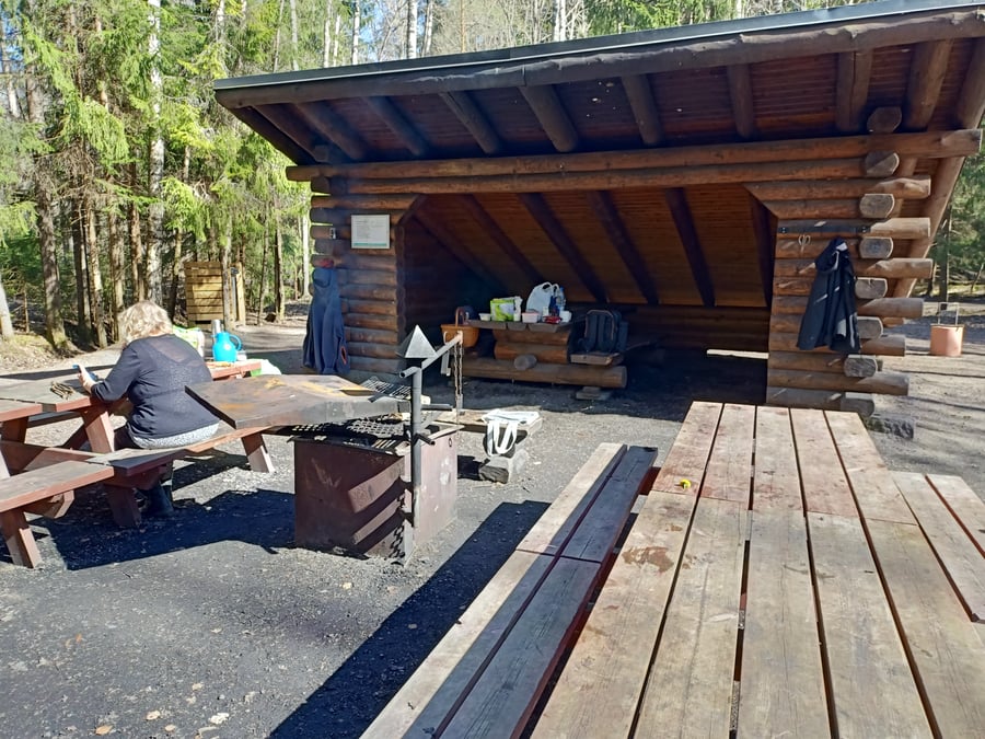 Lemmenlaakson laavu