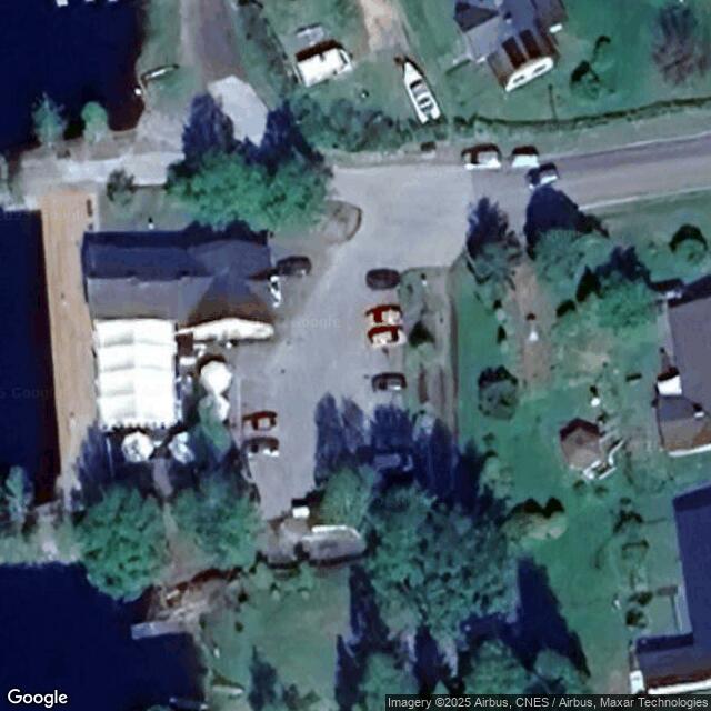 Satamaravintola Laivuri parkkipaikka