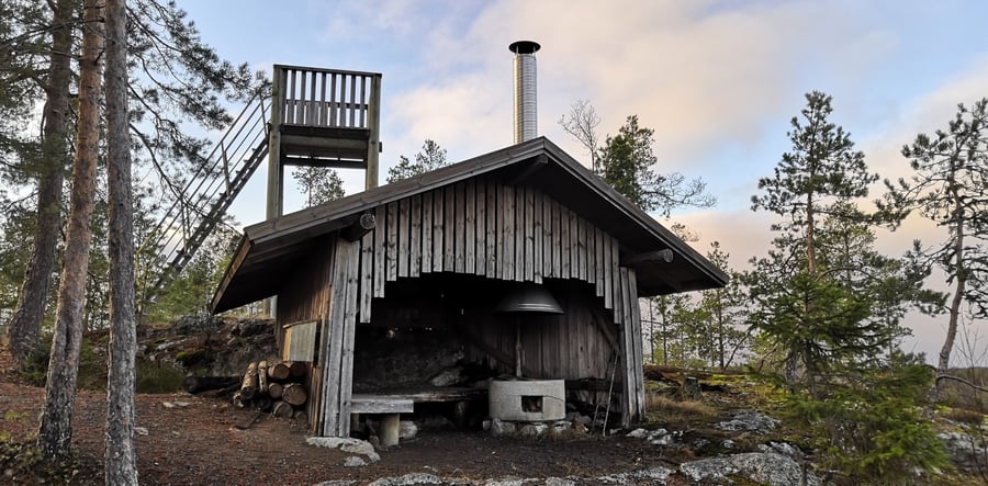 Vanhavuoren laavu ja näkötorni