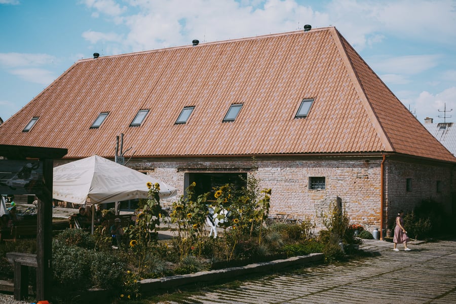 Doubravský dvůr