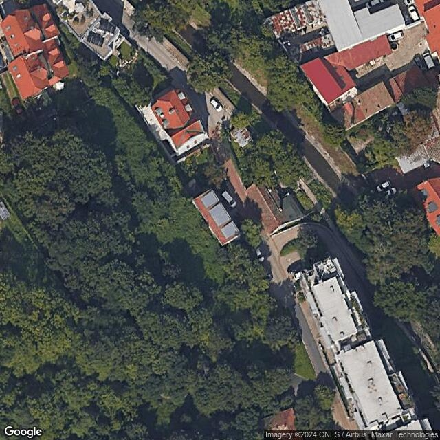 Domov na půl cesty Maják
