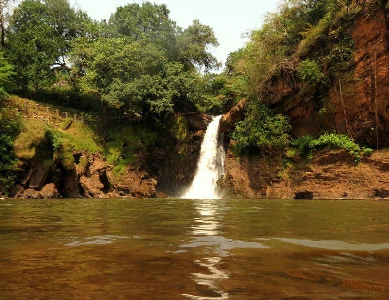 Harvalem Waterfalls and Pandva Caves in Goa