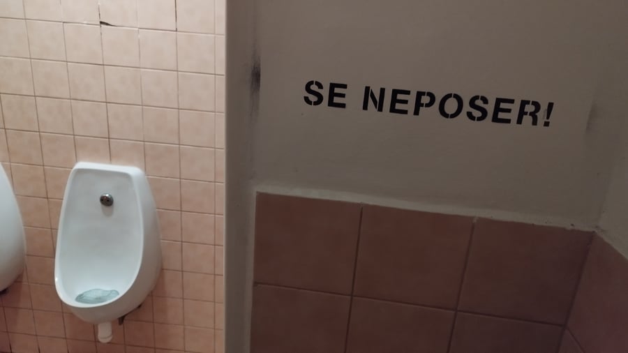 SE NEPOSER