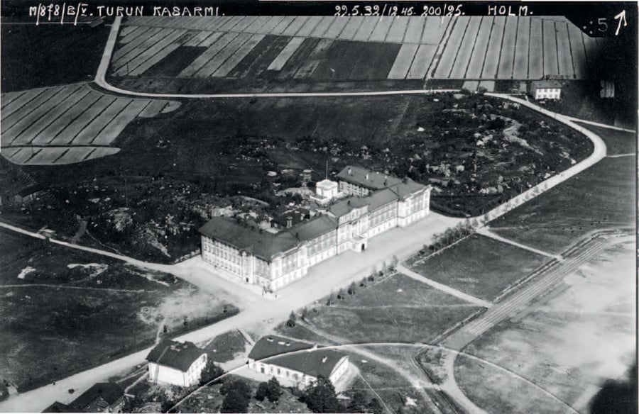 Heikkilän kasarmi