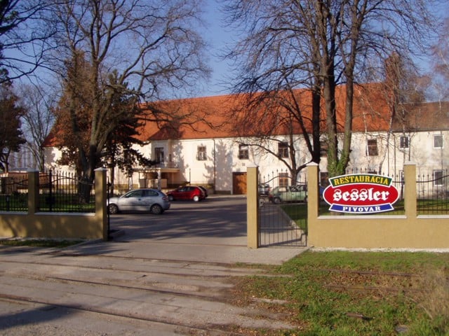 Reštauračný pivovar Sessler
