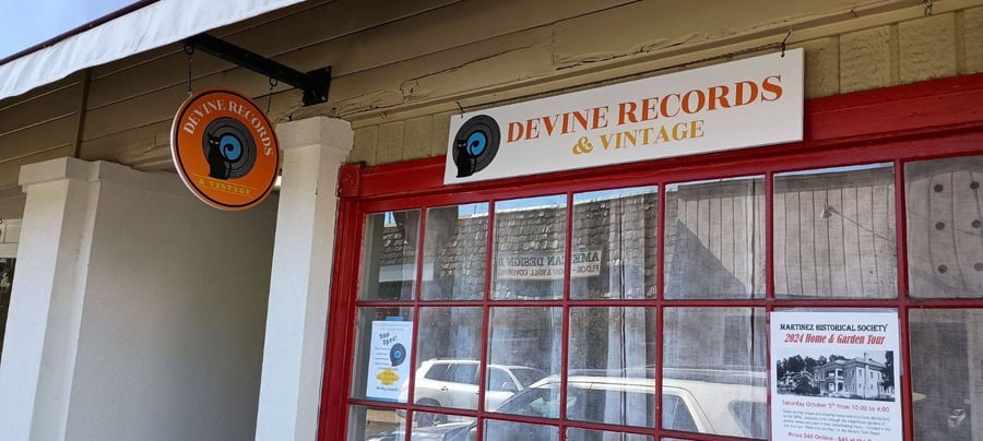 Devine records & Vintage