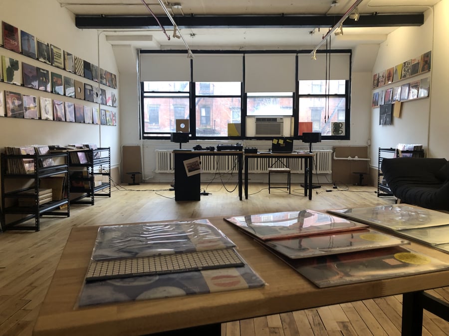 HOMCORE, Contemporary music store