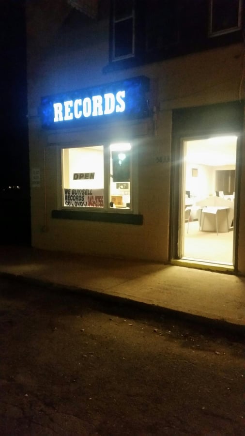 ISHY'S RECORDS & HOT SAUCE OUTLET