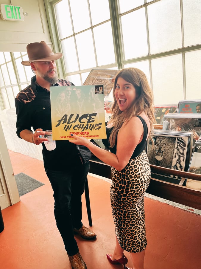 Ship To Shore Books, Records & Coffee