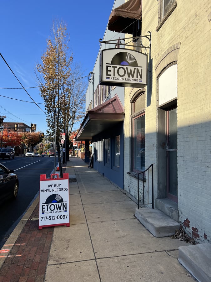 Etown Record Lounge
