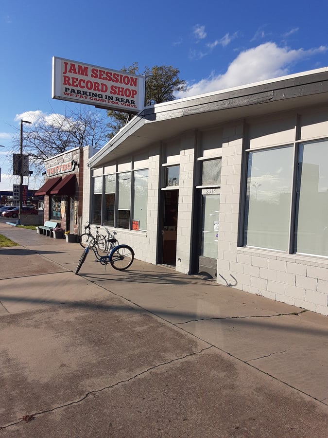 Jam Session Record Shop