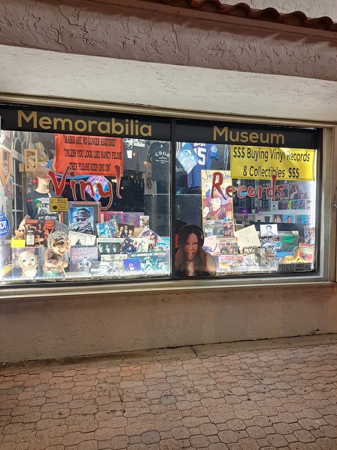 Vinyl Asylum Records & Memorabilia