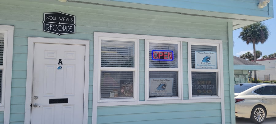 Soul Waves Vinyl Records