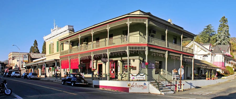 Yosemite Mariposa County Tourism Bureau