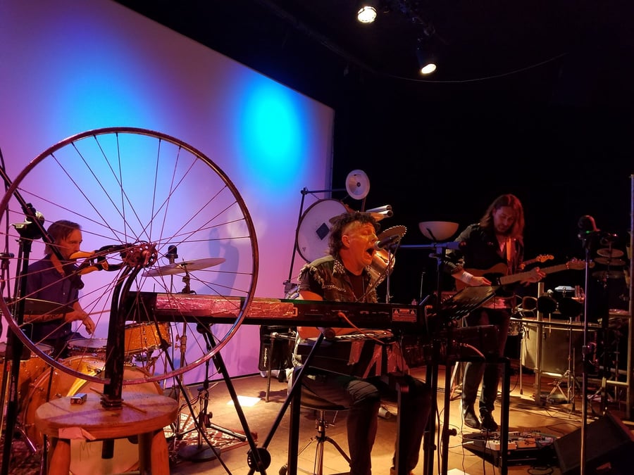 The Cedar Cultural Center ()