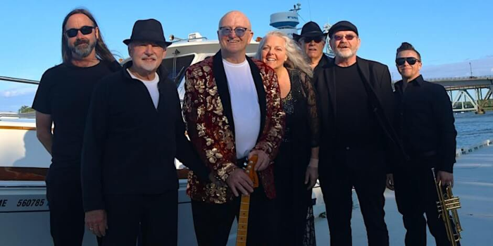 Cadenza - Pat Colwell & The Soul Sensations - A Motown Christmas