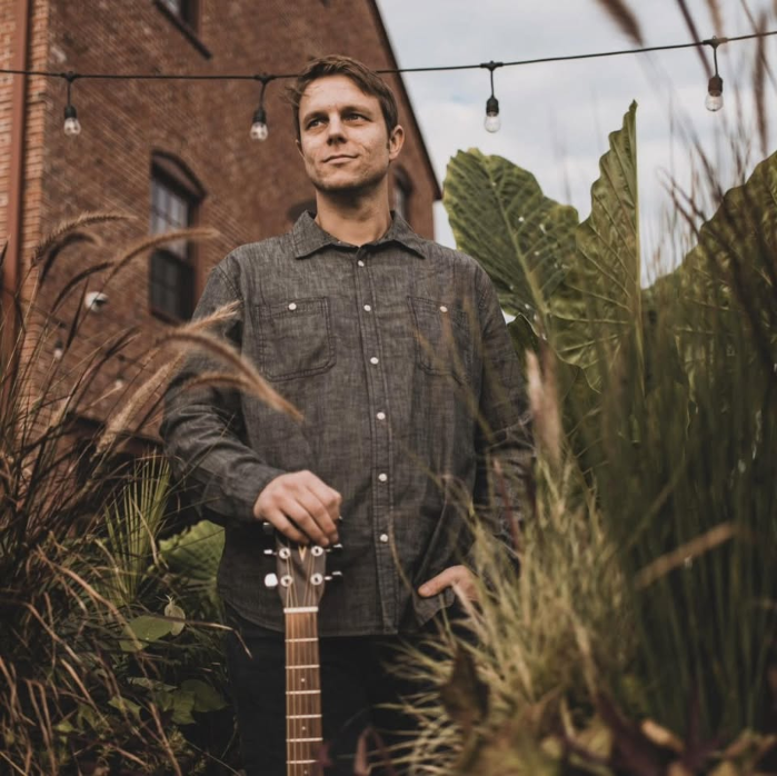 Friday Night Loops w/ Jonah Bruce