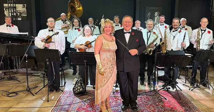 Hotel Paradise (Dance Area!)