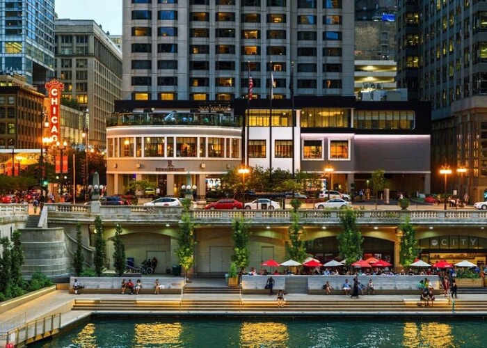 Evenings at Renaissance: Live Music Fridays