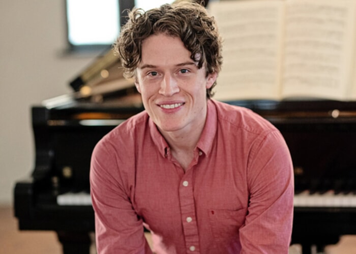 Silas Berlin Plays Classical Piano