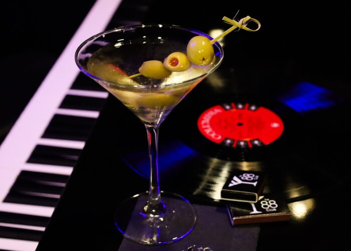 Live Piano Every Weekend