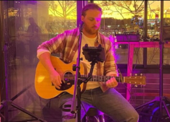 Live Music from Scott Hall at Top Dawg Tavern!