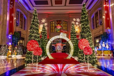 Holiday Reflections Walk-Thru Village at Union Station