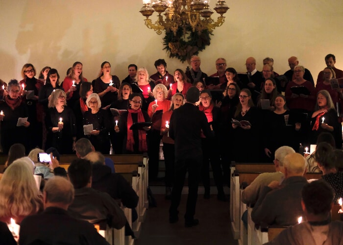 Winter Carols in Barnard