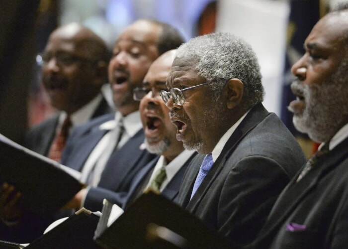 Twin City Chorister Present:  "Praise God From Whom All Blessings Flow"