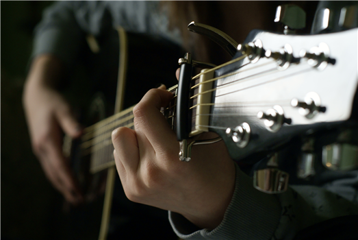 A Guitar Concert With Vic Lennard