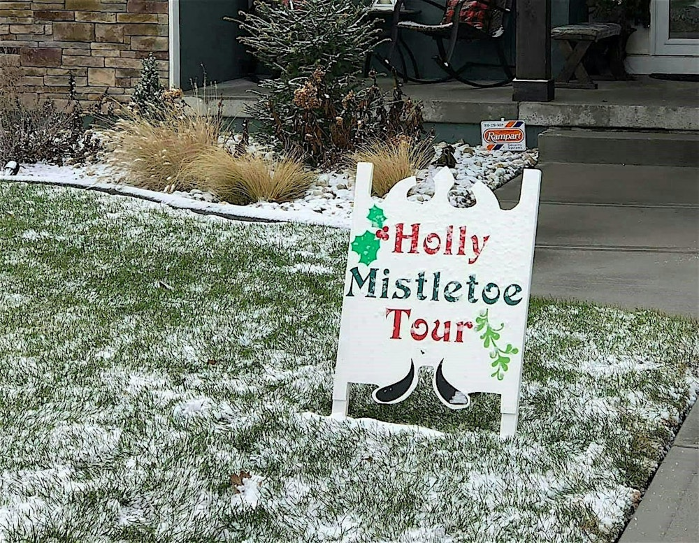 Independence Young Matrons: 64th Holly and Mistletoe Tour