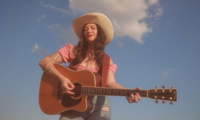 Hannah Juanita at The Grey Eagle